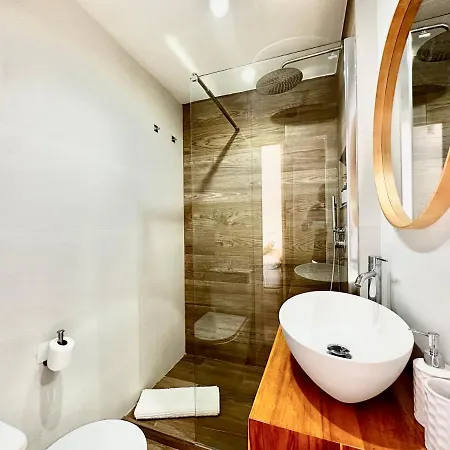 Oasis Center - Eaw Homes Marbella