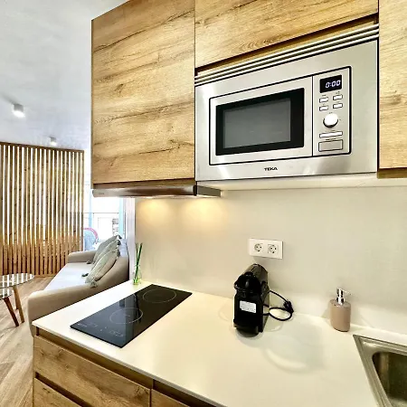 Oasis Center - Eaw Homes Appartement *